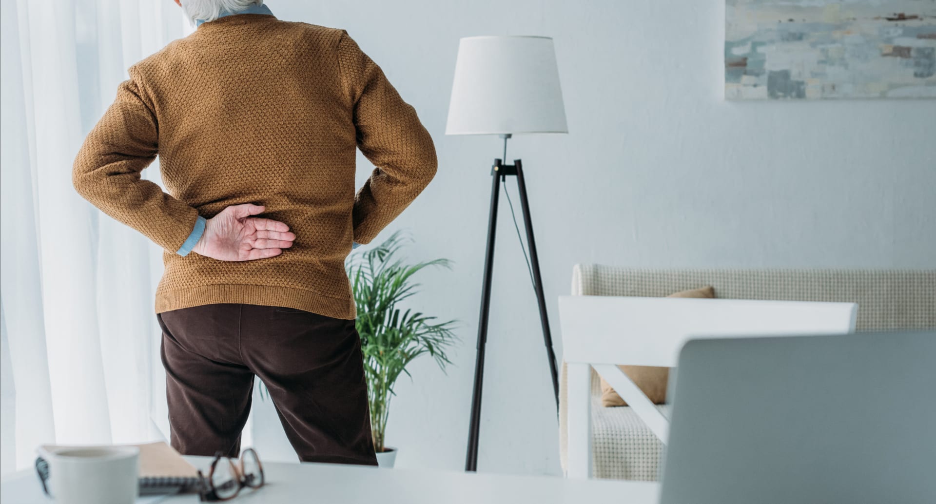  If you’re suffering from sciatica, it’s highly recommended to see a sciatica doctor in West Orange. Our West Orange sciatica doctors are the absolute best. Book an appointment today!